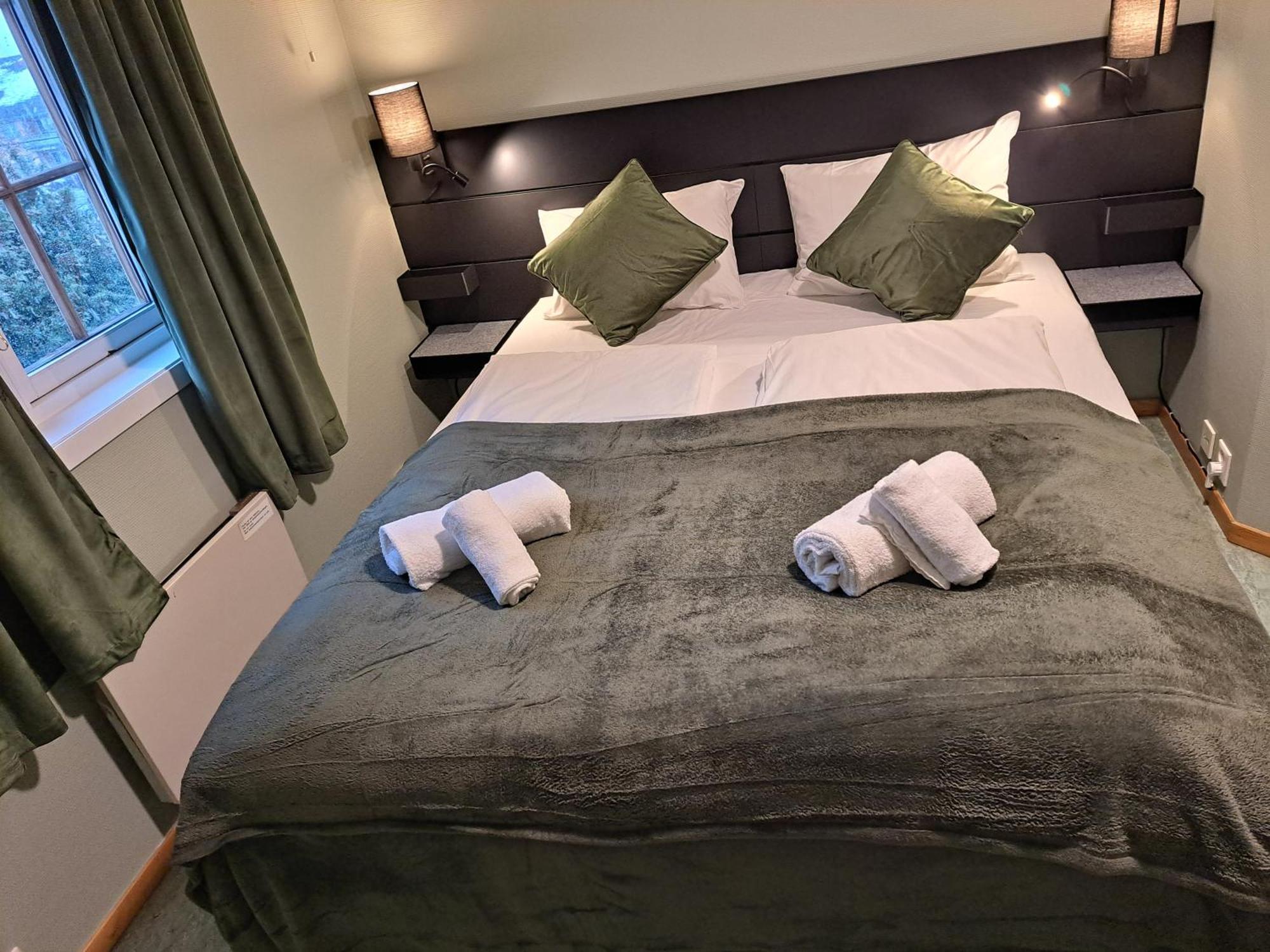 Tune Hotel 3*